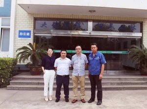 宁德时代质量总监岳嵩一行来科技赋能场景精密指导工作